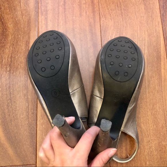 Xhilaration Silver Heels Ruffle Top Size 6 - Picture 8 of 13